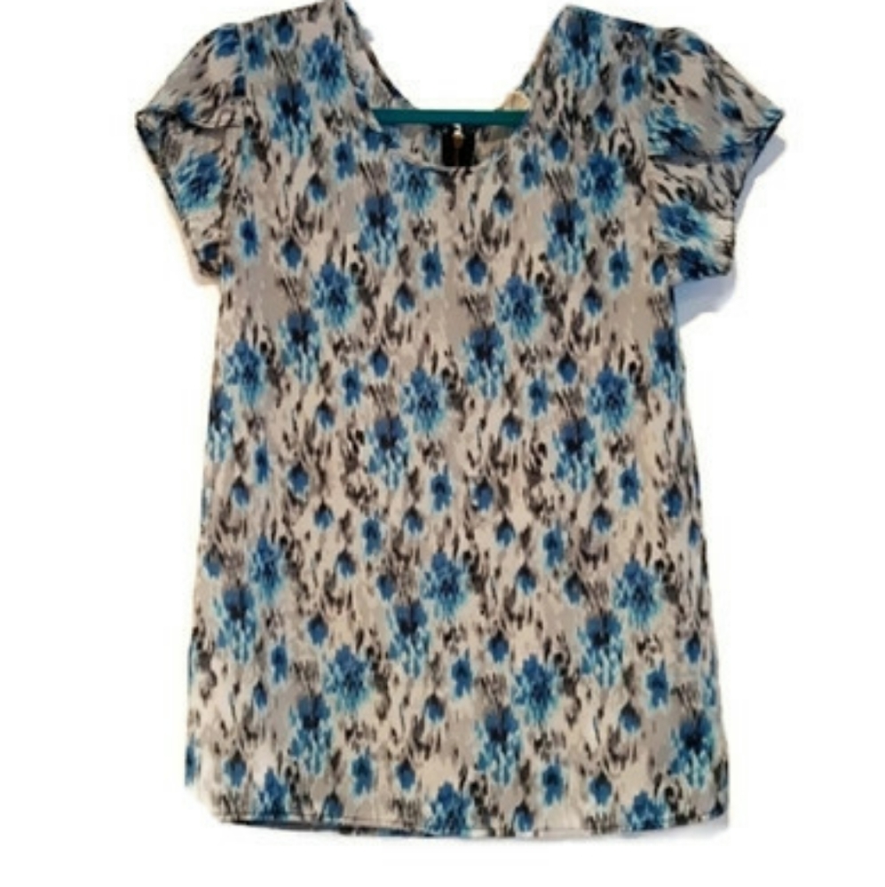 JAPNA BLOUSE WITH TULIP SLEEVES